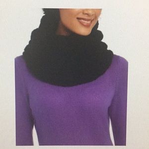 MSRP $45 Inc Cable-Knit Shine Loop Scarf With Faux-Sherpa Lining Black One Size